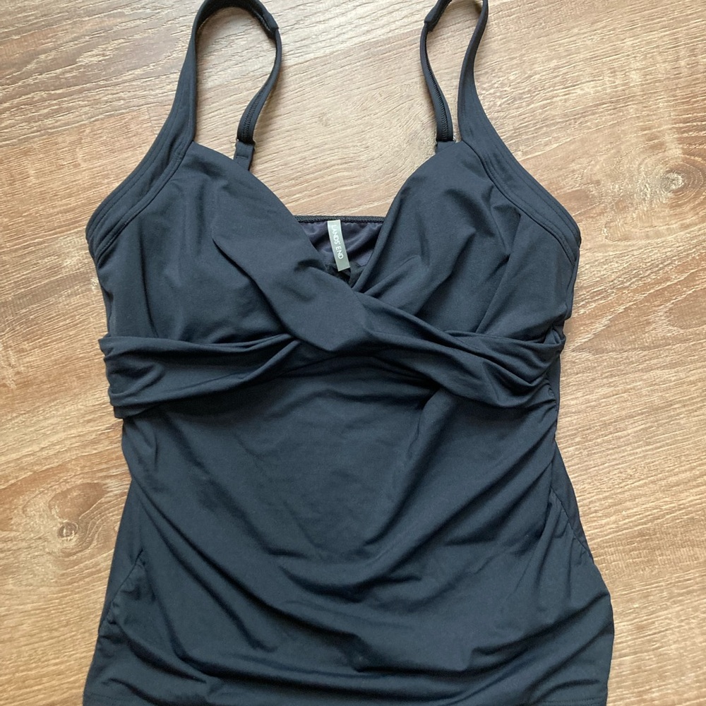 Land’s End Sz 12 Black Twist Front Tankini Top NWOT